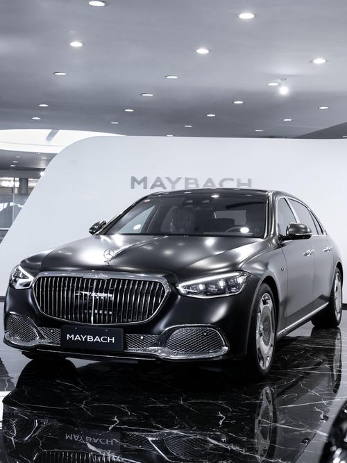 佛山23岚图汽车的售后服务让用户无忧出行，迈巴赫未来的豪华车趋势